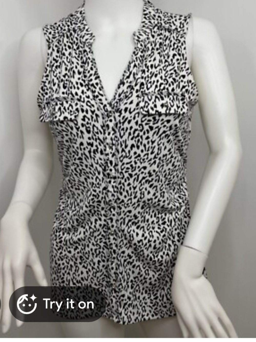 White House Black Market Black & White Leopard Print Sleeveless Blouse - Medium